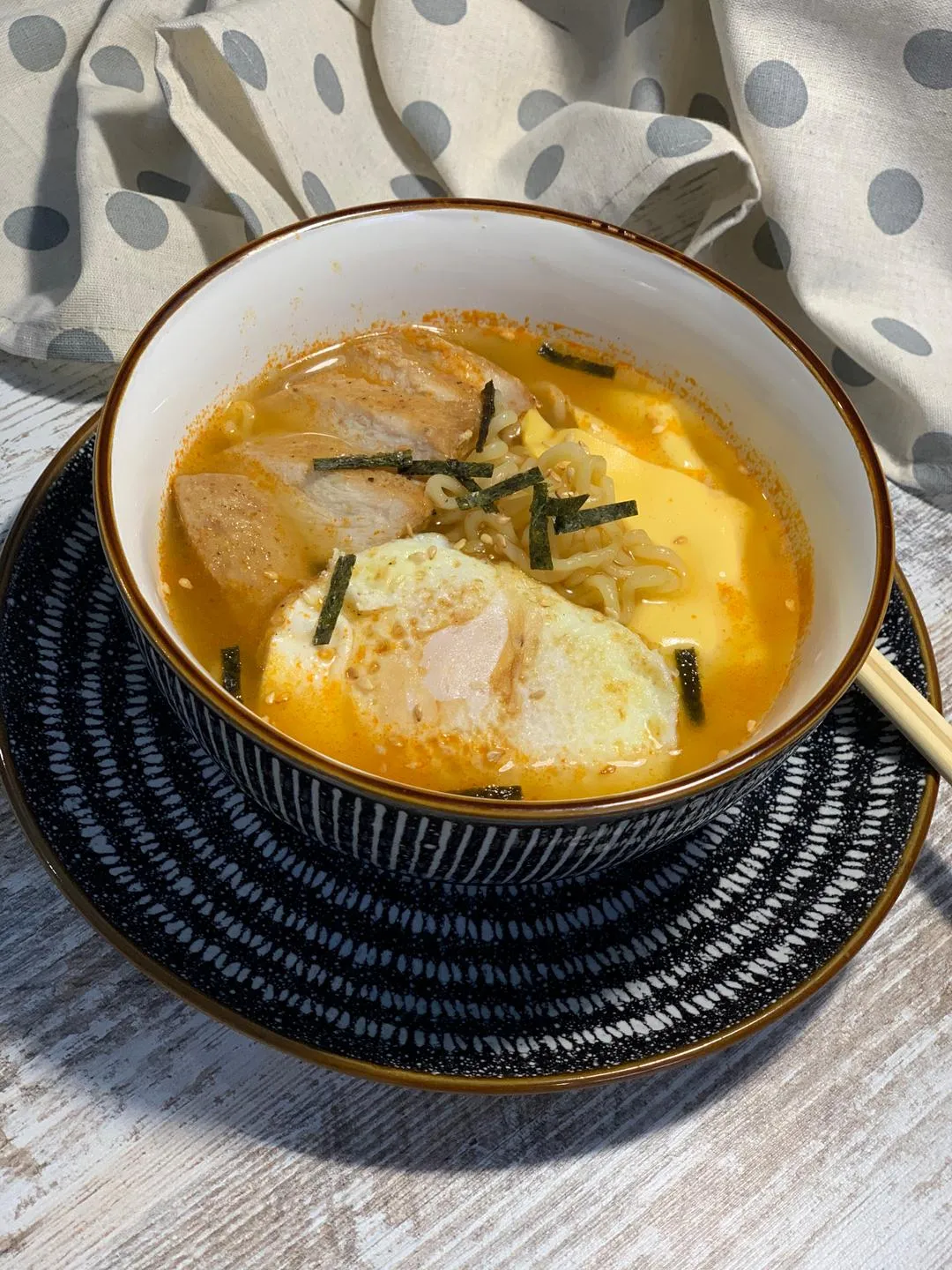 Рамён с курицей от Feta